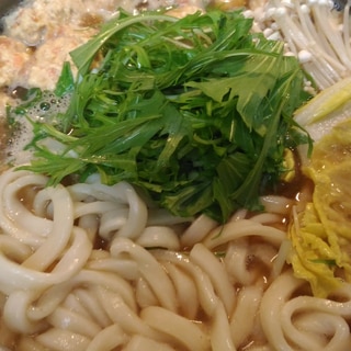 鶏団子の味噌うどんすき